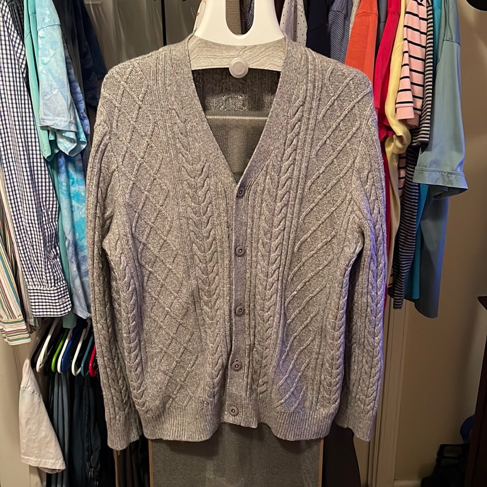 EXPRESS SWEATER COVER ALL